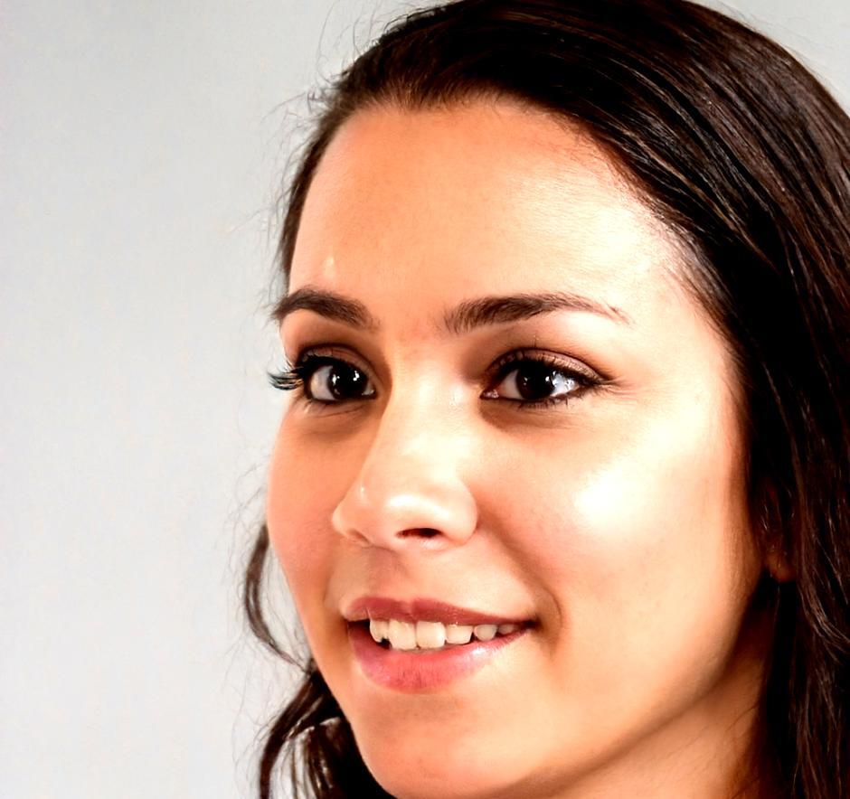 Esperanza Villareal, analista financiera